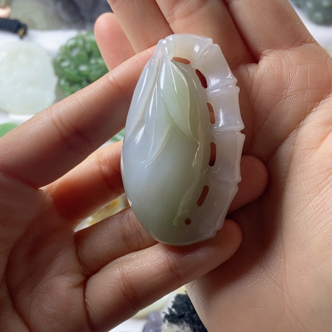 未镶嵌和田玉挂件