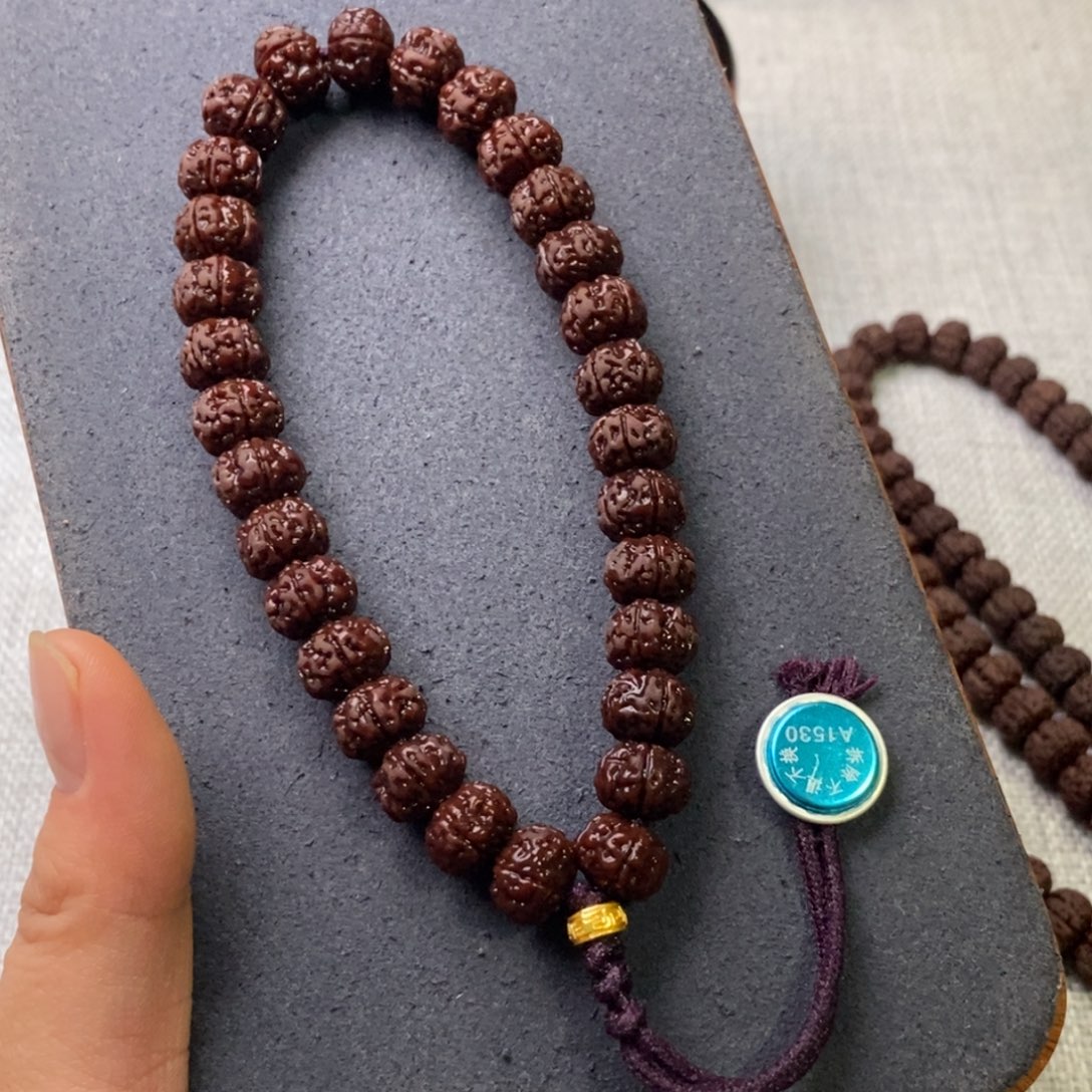 光***。金刚菩提吊坠老树王