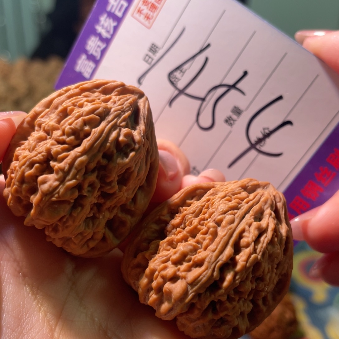 把件核桃35溜肩高尖三角麻墩竖拉丝涿鹿红皮南将石