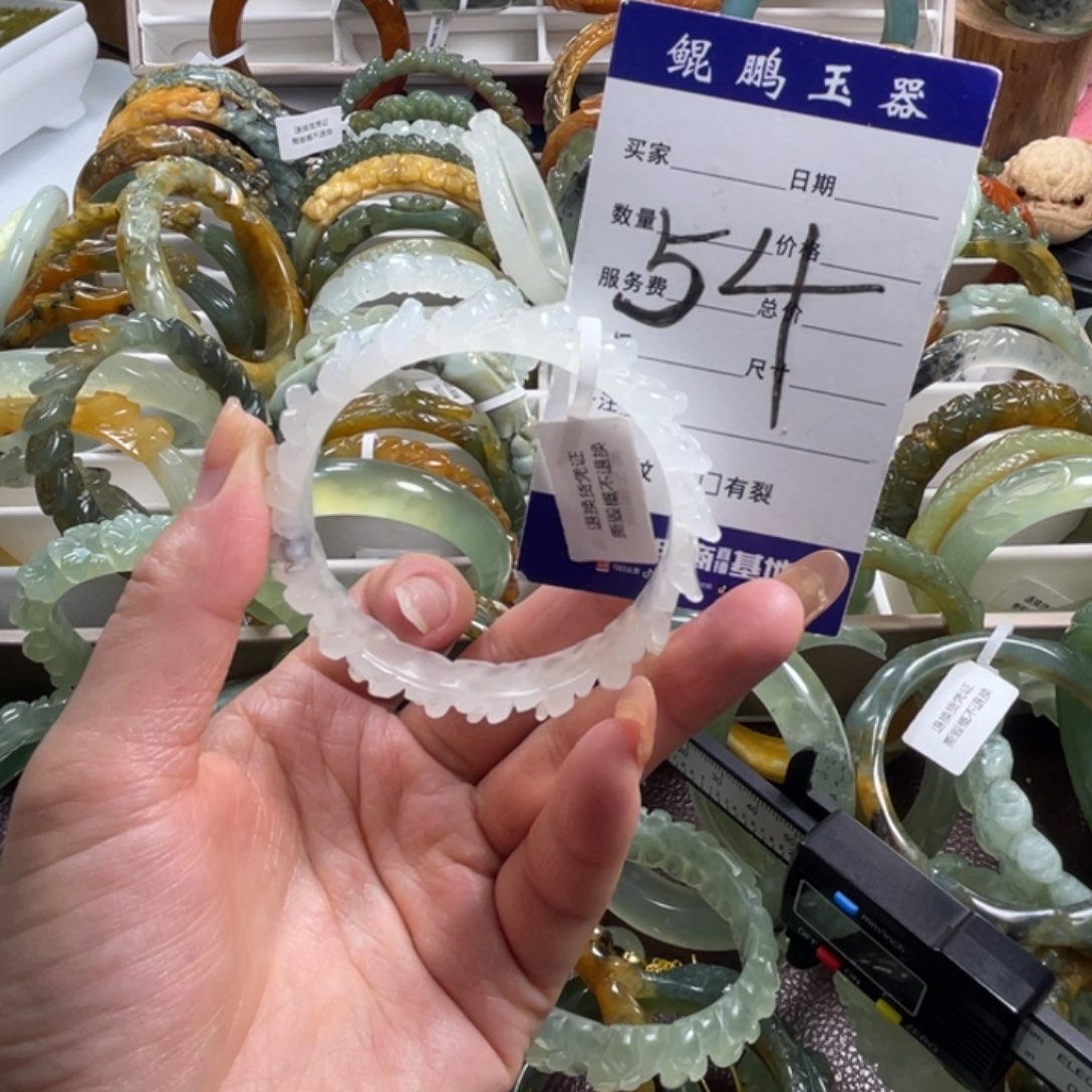 未镶嵌蛇纹石玉手镯