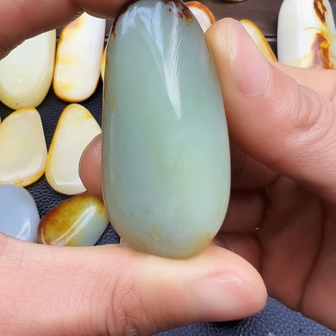 和田玉挂件未镶嵌