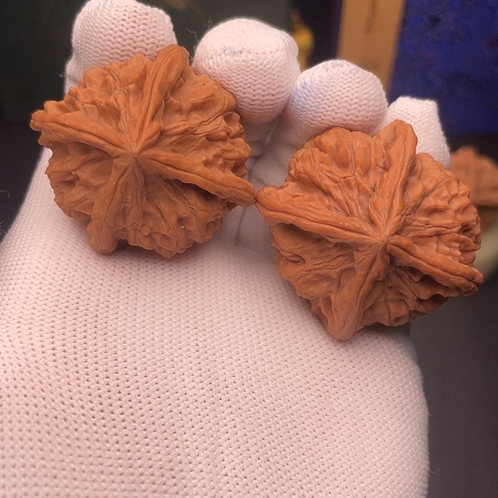 文玩核桃吊坠玉玺