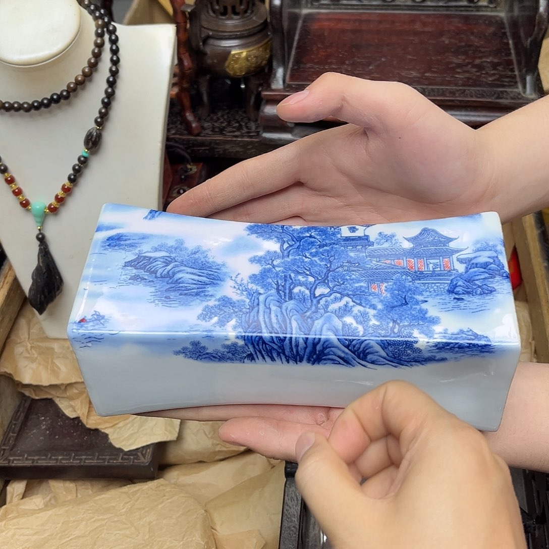 大叶紫檀（黑酸枝木类）