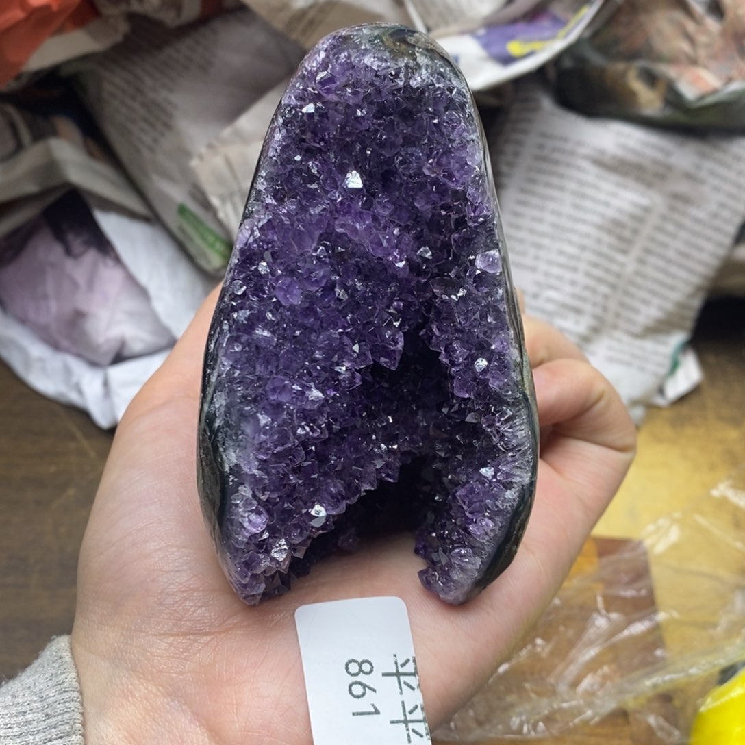 紫晶乌拉圭未镶嵌