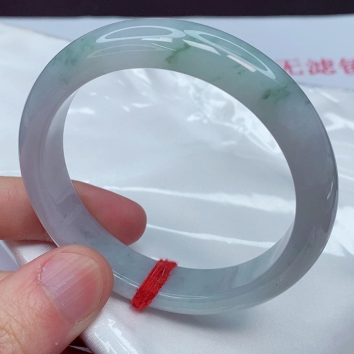 翡翠手镯未镶嵌57.5圈