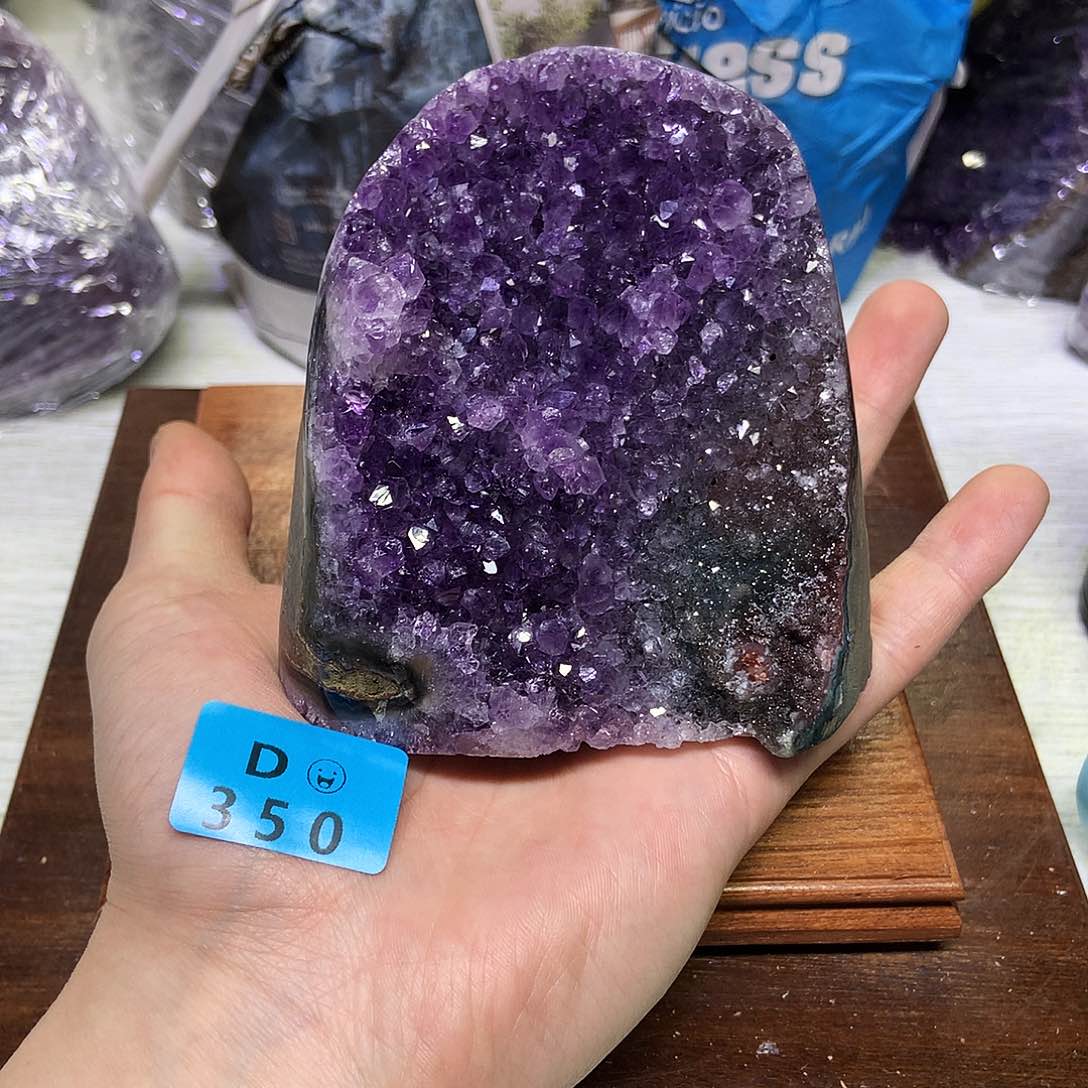 紫晶大型摆件（非配饰）未镶嵌