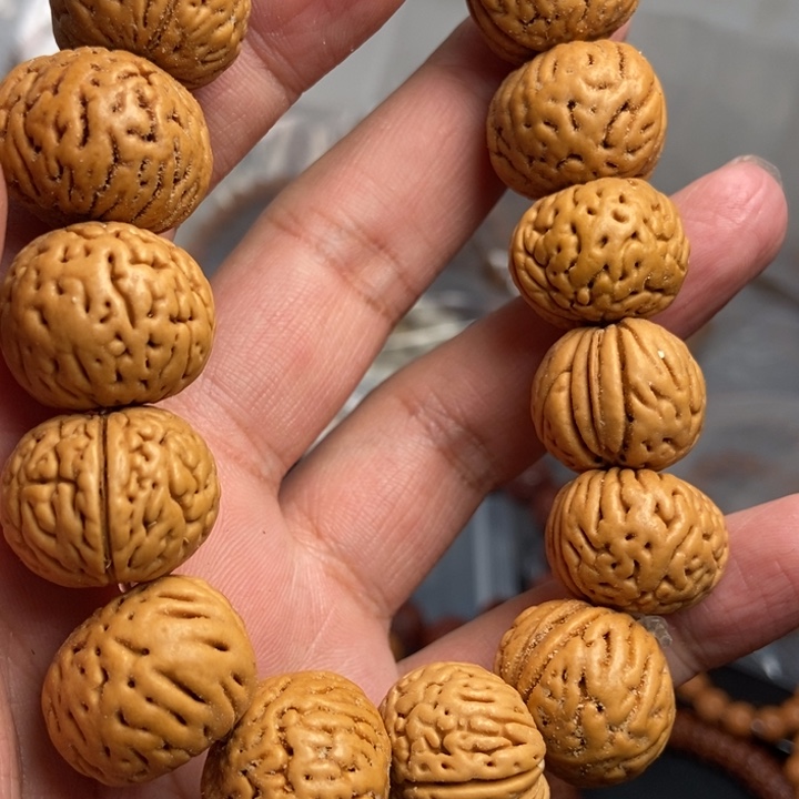 猴头核桃吊坠今天