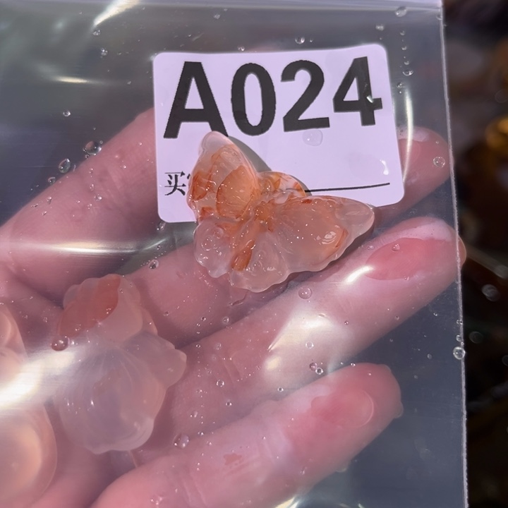 提***卷玛瑙/玉髓颈饰未镶嵌