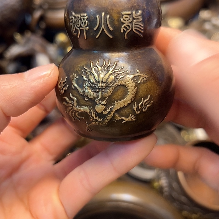 铜器摆件老王直播间