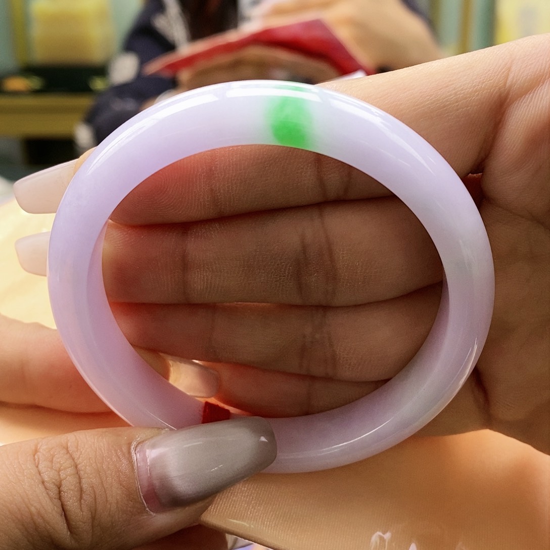 【闪购商品】未镶嵌手镯翡翠