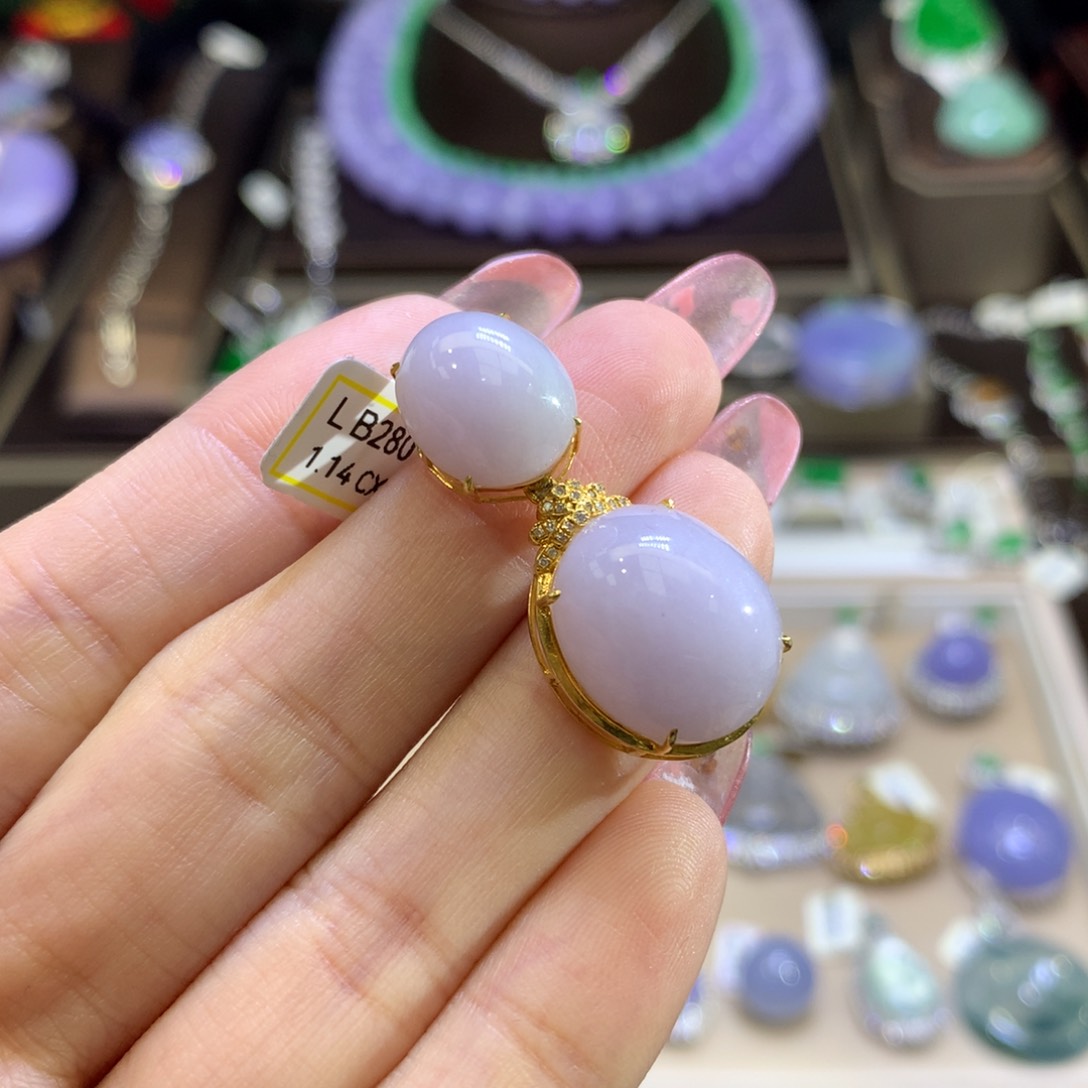 翡翠颈饰18K金镶嵌翡翠