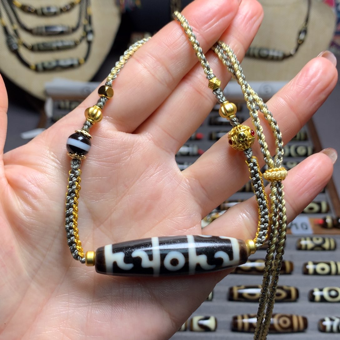 玛瑙/玉髓吊坠(赠链)未镶嵌