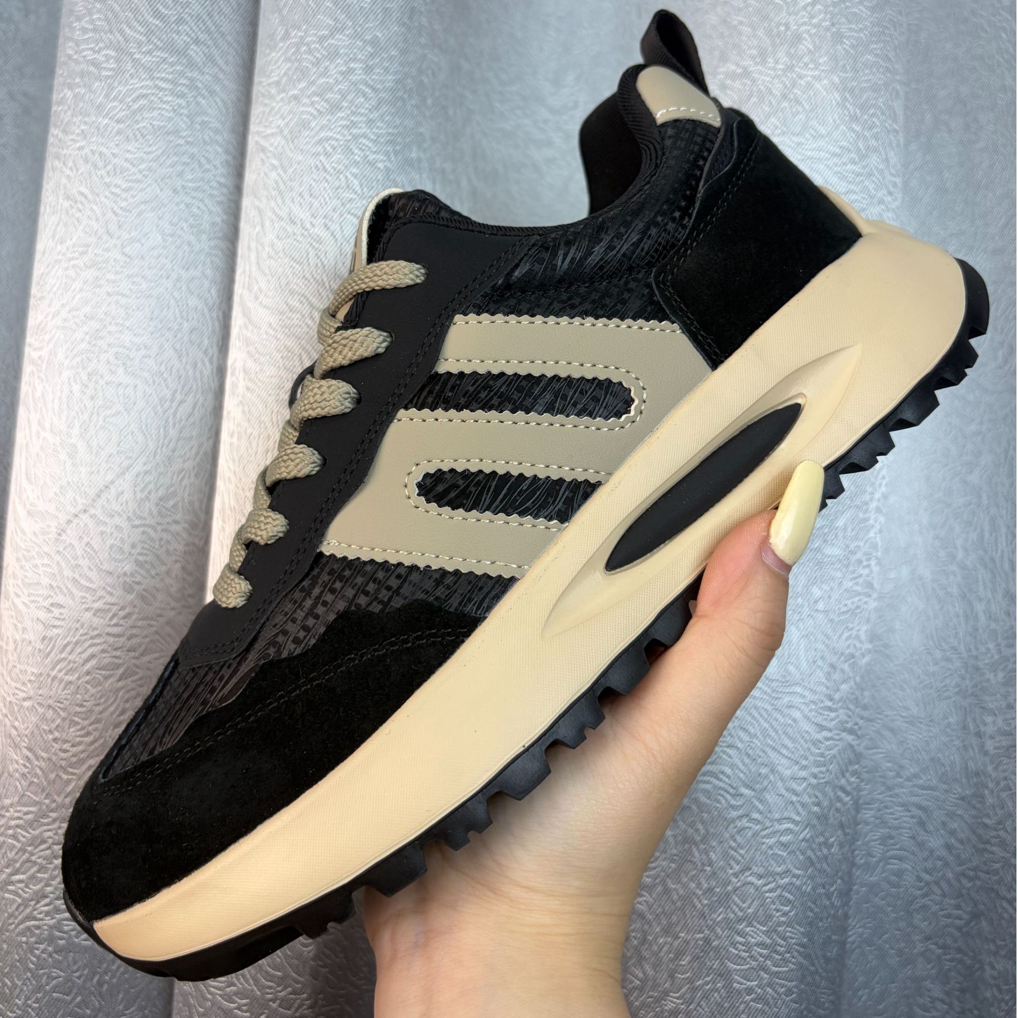 2025爆款四季款新款阿甘鞋大码皮面低帮轻便软底潮流防滑男鞋百搭