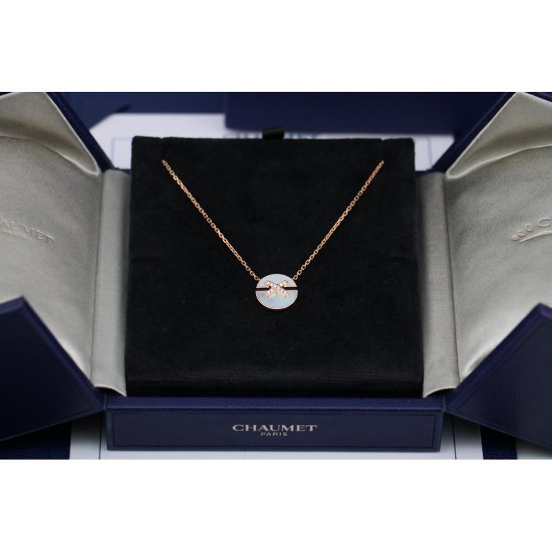 99新 Chaumet/尚美  18k玫瑰金珍珠贝母镶钻圆缘交叉项链