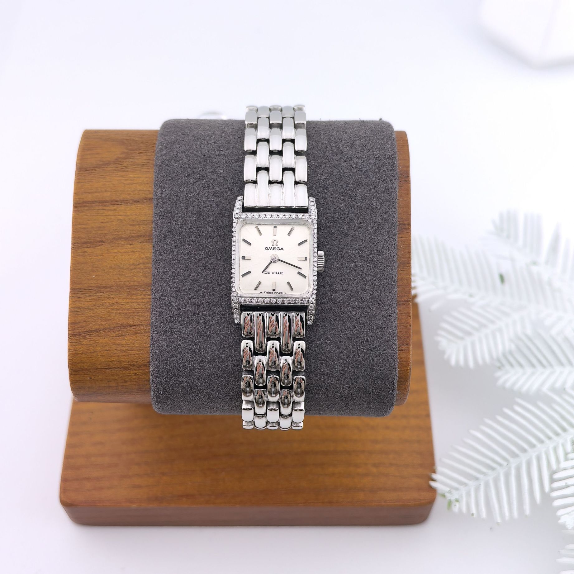 95新 Omega/欧米茄  中古欧米茄女表/手动机械/15.5*17.5mm/01878