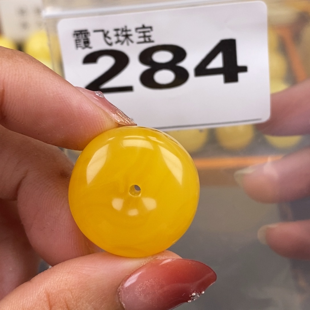 琥珀未镶嵌珠宝奇石24