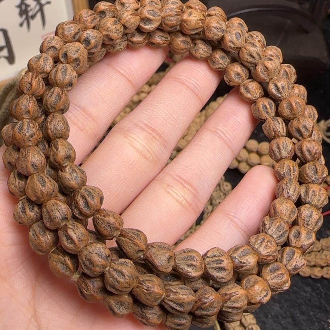 柏香籽/百香籽吊坠烟*