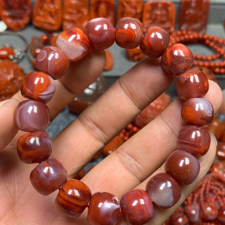 南红玛瑙手串未镶嵌12+’mm
