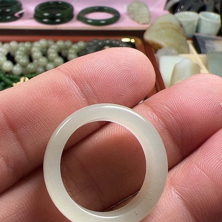 和田玉（糖玉）未镶嵌手链