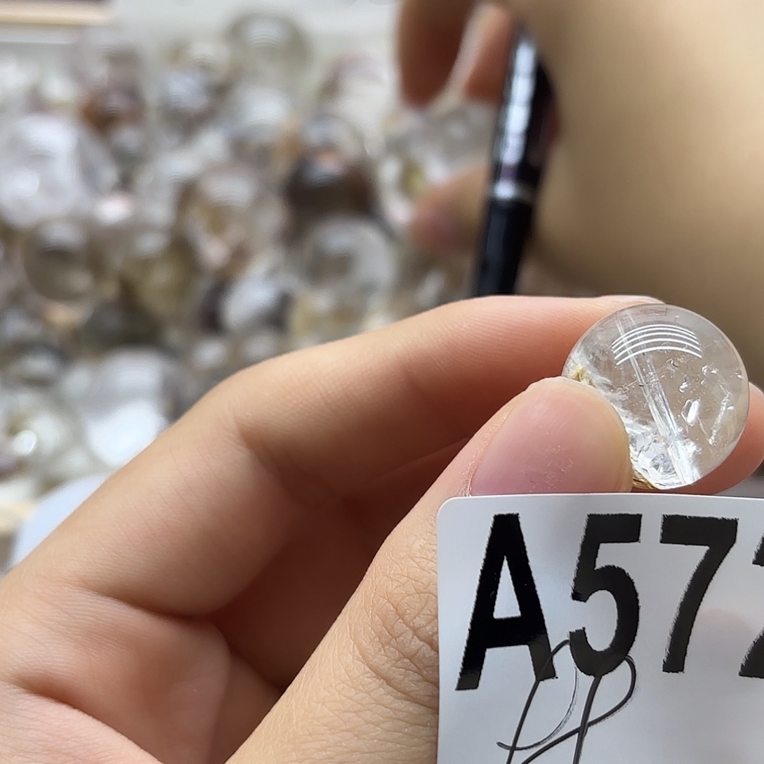 惊***庭未镶嵌珠宝半成品水晶572