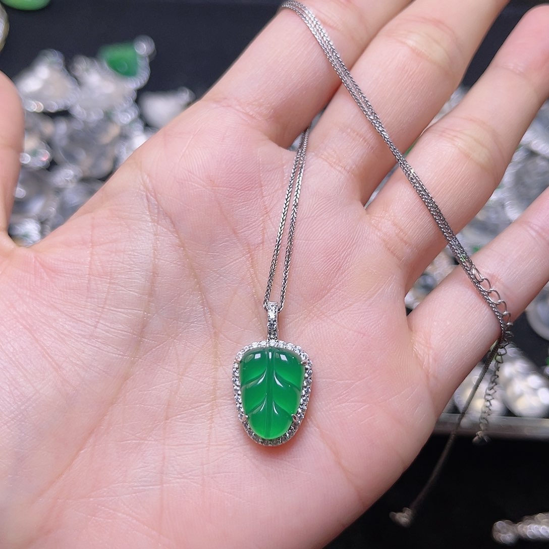 玛瑙/玉髓颈饰银S925镶嵌啊*头