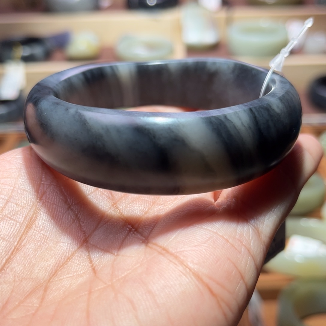 和田玉（子料）未镶嵌手镯