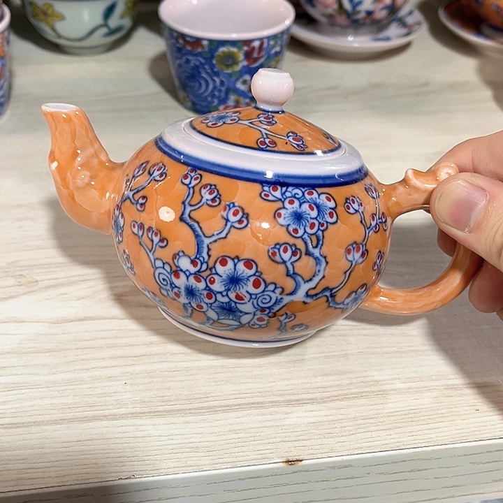 瓷片景德镇陶瓷茶壶。