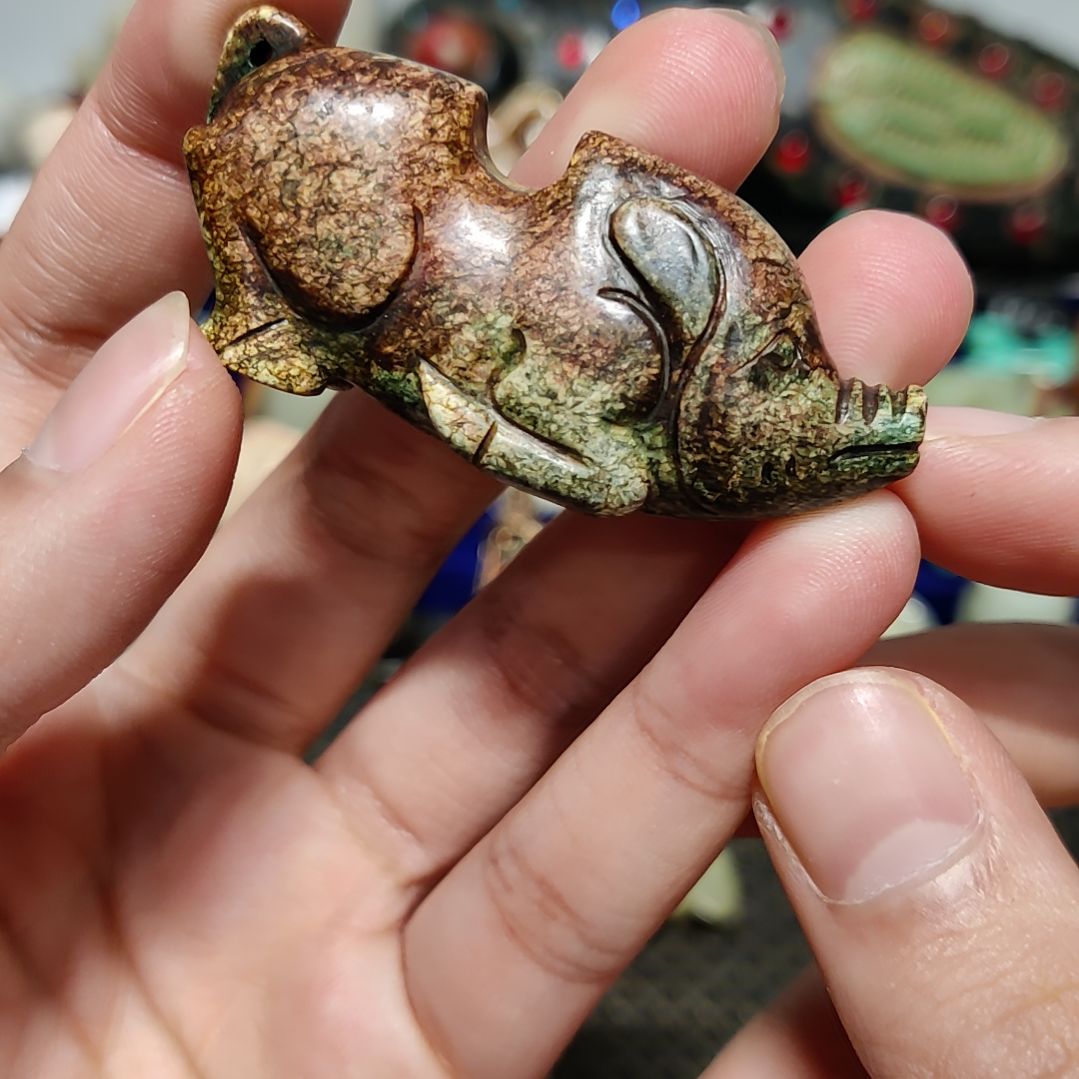 和田玉（糖玉）未镶嵌车挂