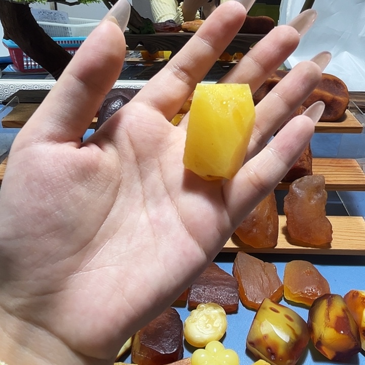 定制琥珀波罗的海琥珀