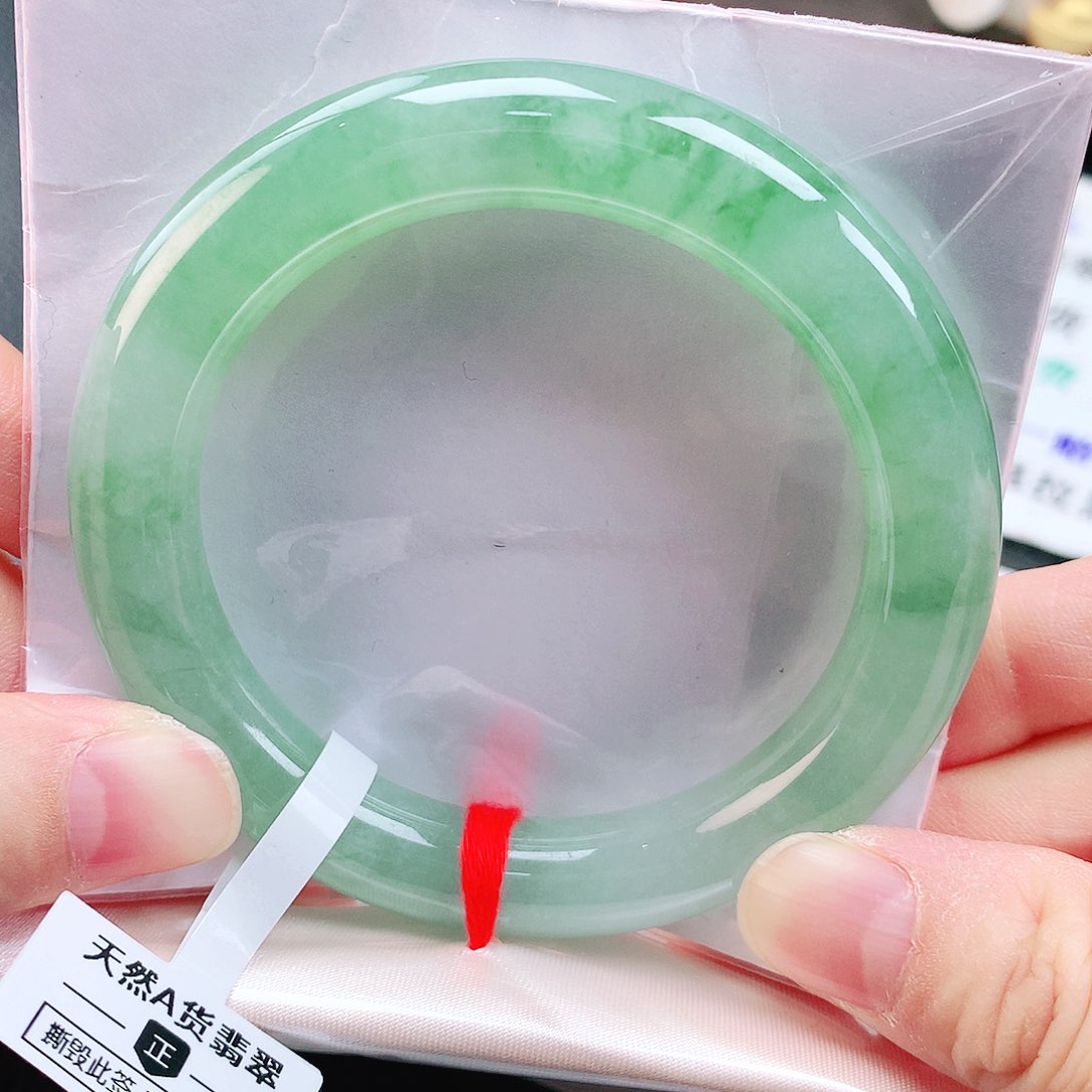 未镶嵌手镯（圆镯）翡翠54胖金丝绿花