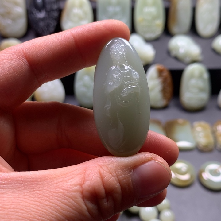 和田玉（糖玉）颈饰未镶嵌