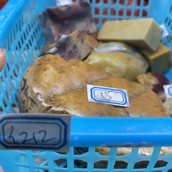 红***玩印石寿山石天然原石