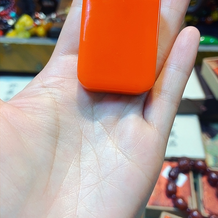 和田玉颈饰未镶嵌主播的节目有多精彩啊我也