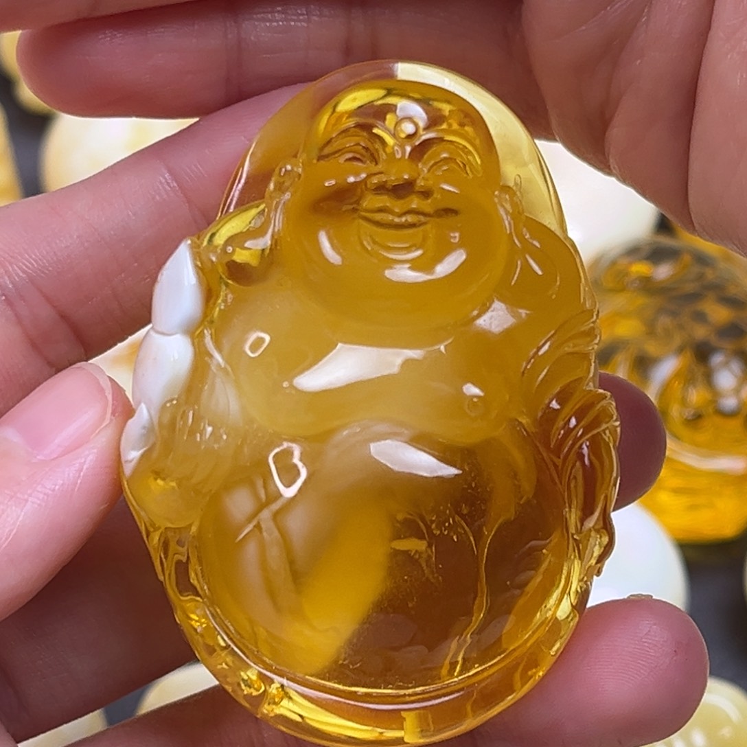琥珀裸石未镶嵌佛公
