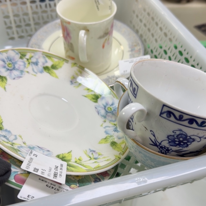 如***金瓷片开播啦…开播啦！