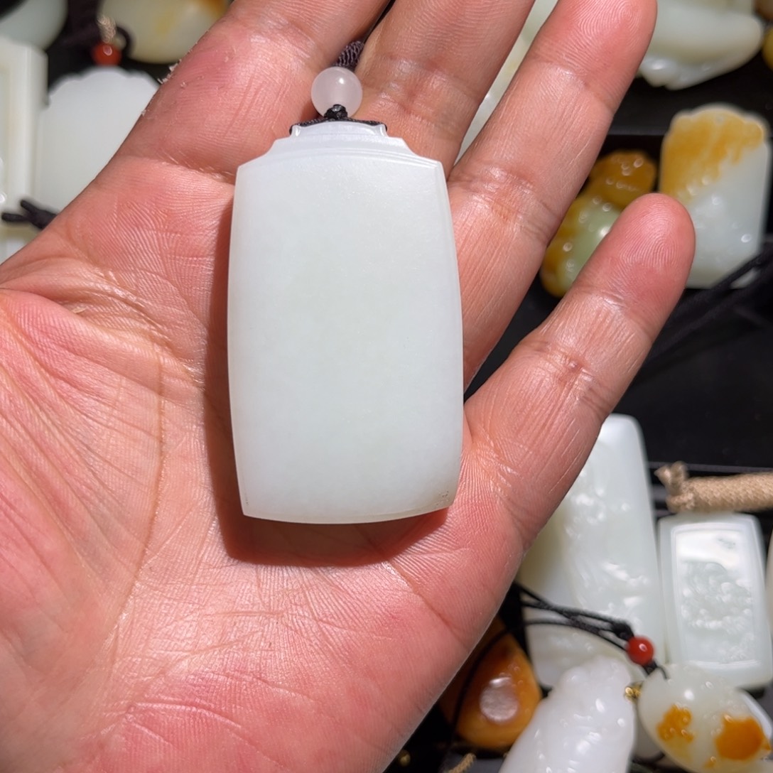 和田玉挂件未镶嵌J****n