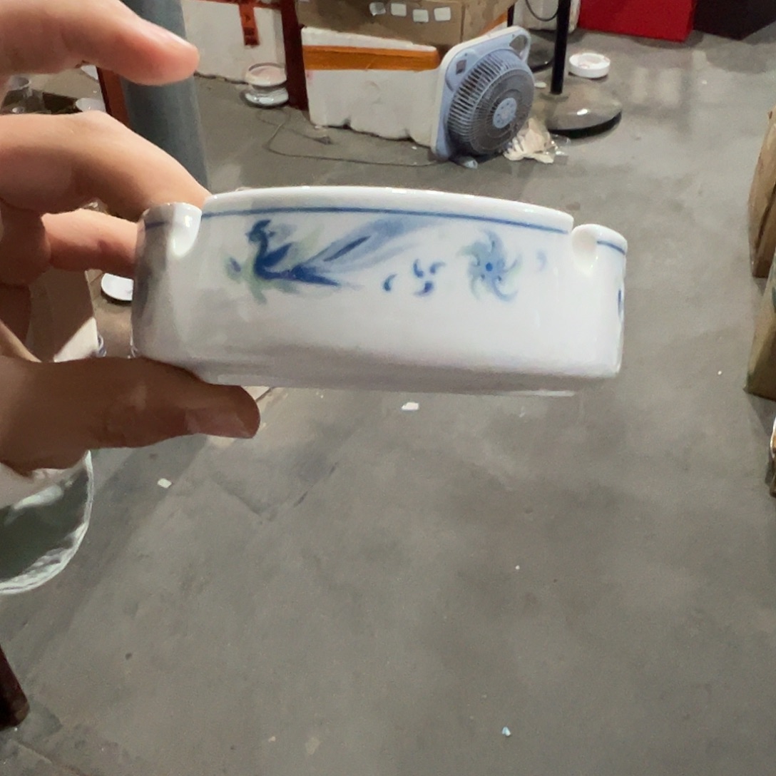 醴陵瓷直播供货基地群力烟灰缸微瑕