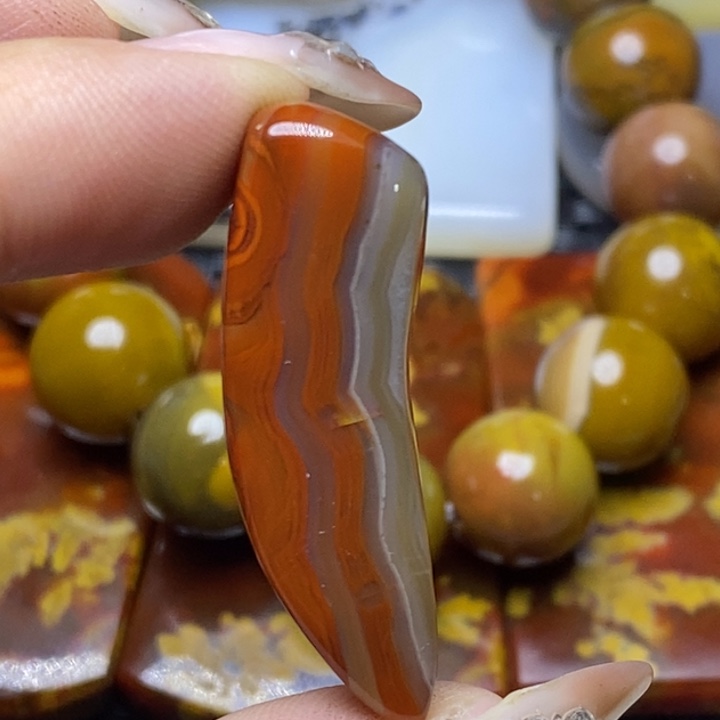 玛瑙/玉髓颈饰未镶嵌