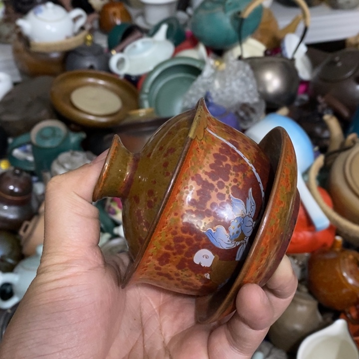 陶瓷艺术品及陶瓷壶