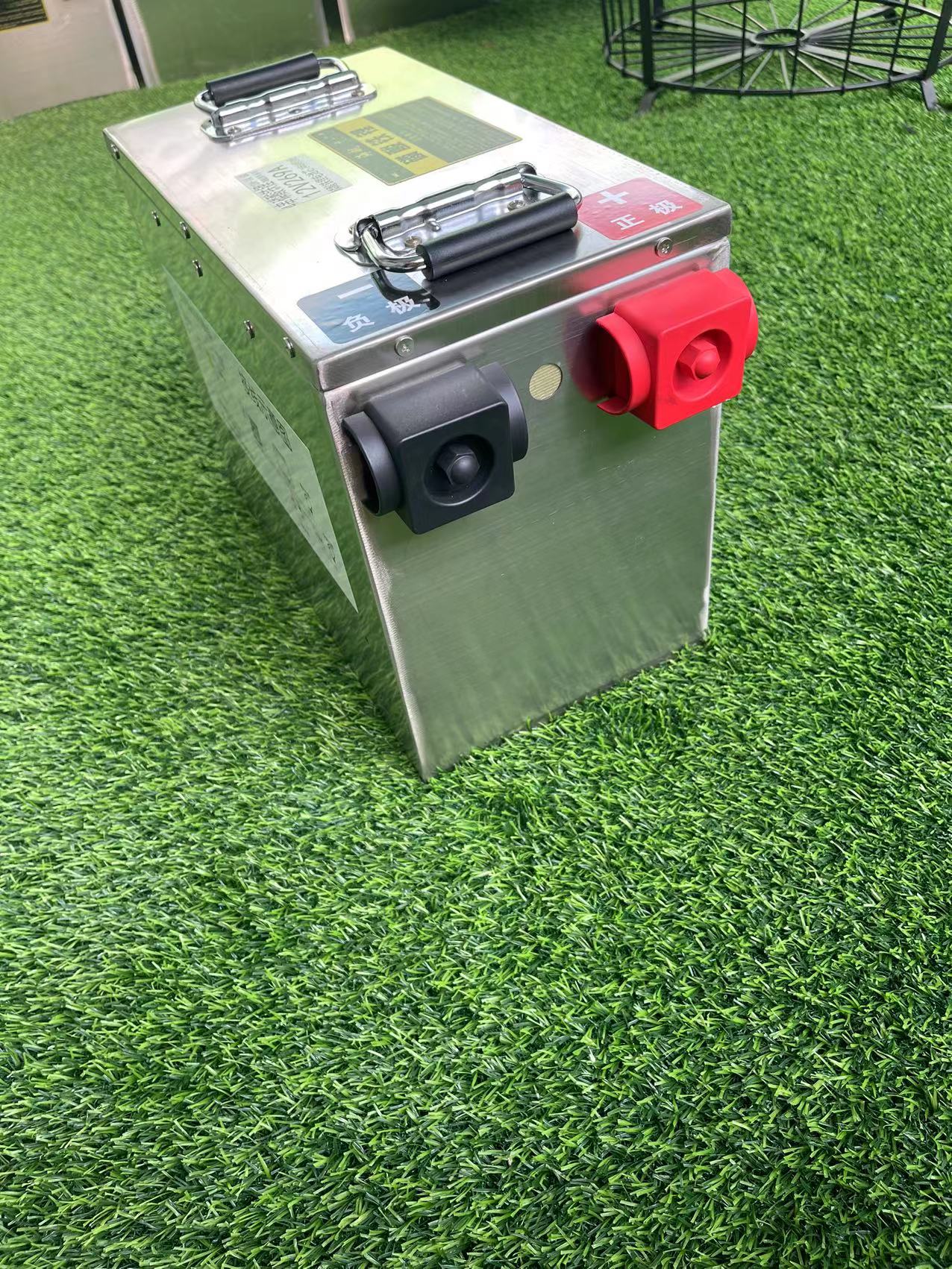 海舰中航磷酸铁锂房车款12v314ah 4度电池