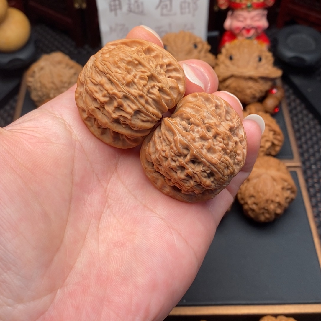 s***l文玩核桃把件磨盘