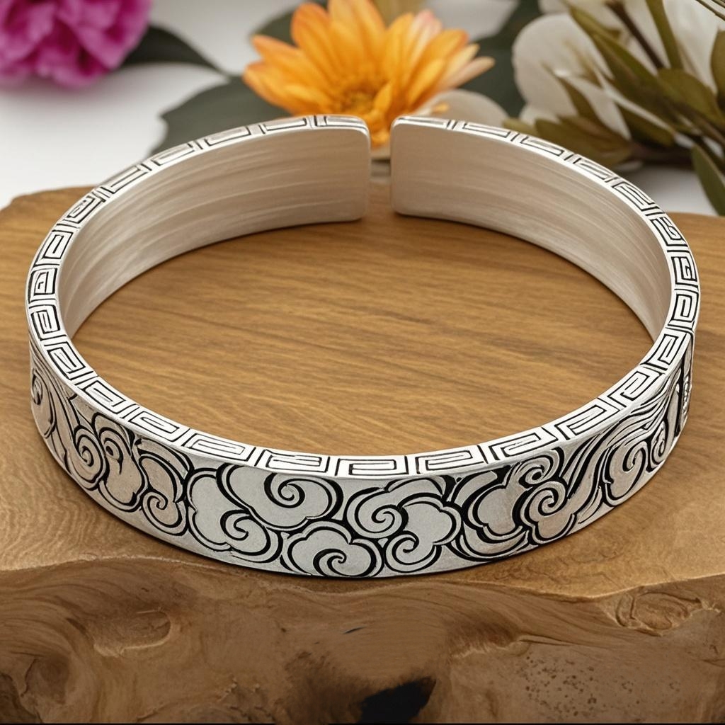 足银银制品 足银实心手镯满雕祥云古韵男女皆可佩戴的民族风经典
