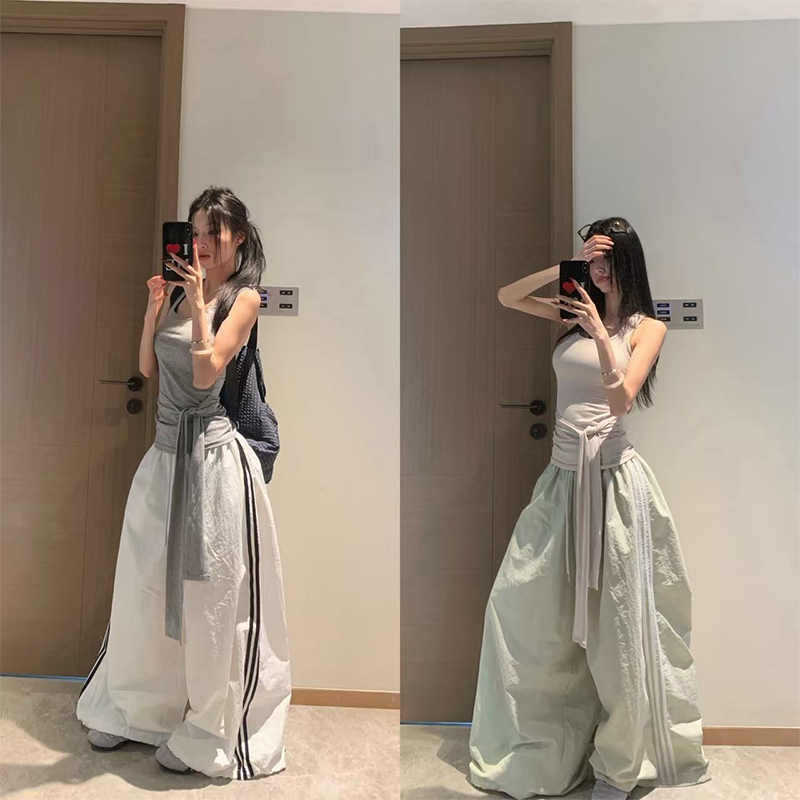 Two Million/辣妹小众工字绑带修身背心速干侧边三杠裤阔腿伞兵裤