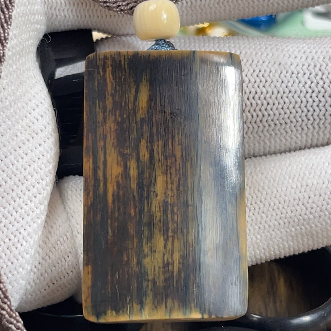 吊坠猛犸象牙蓝皮无事牌