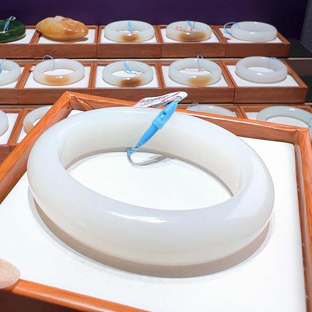 和田玉手镯50/51未镶嵌