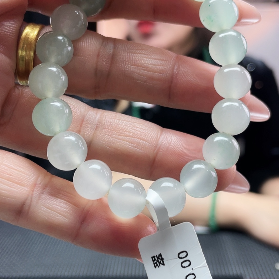 石英质玉（非洲翠）未镶嵌手链