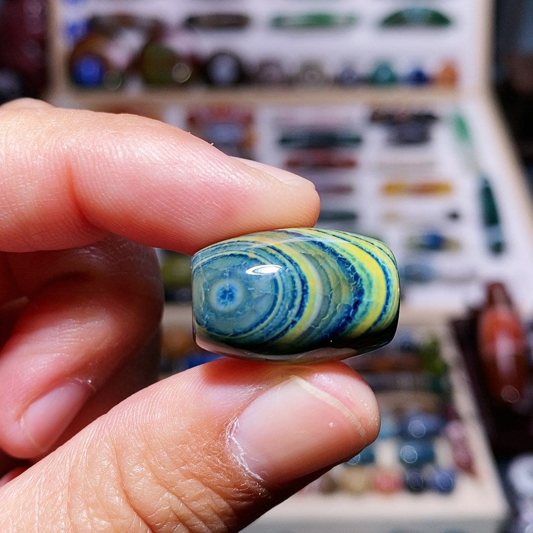 玛瑙吊坠未镶嵌…