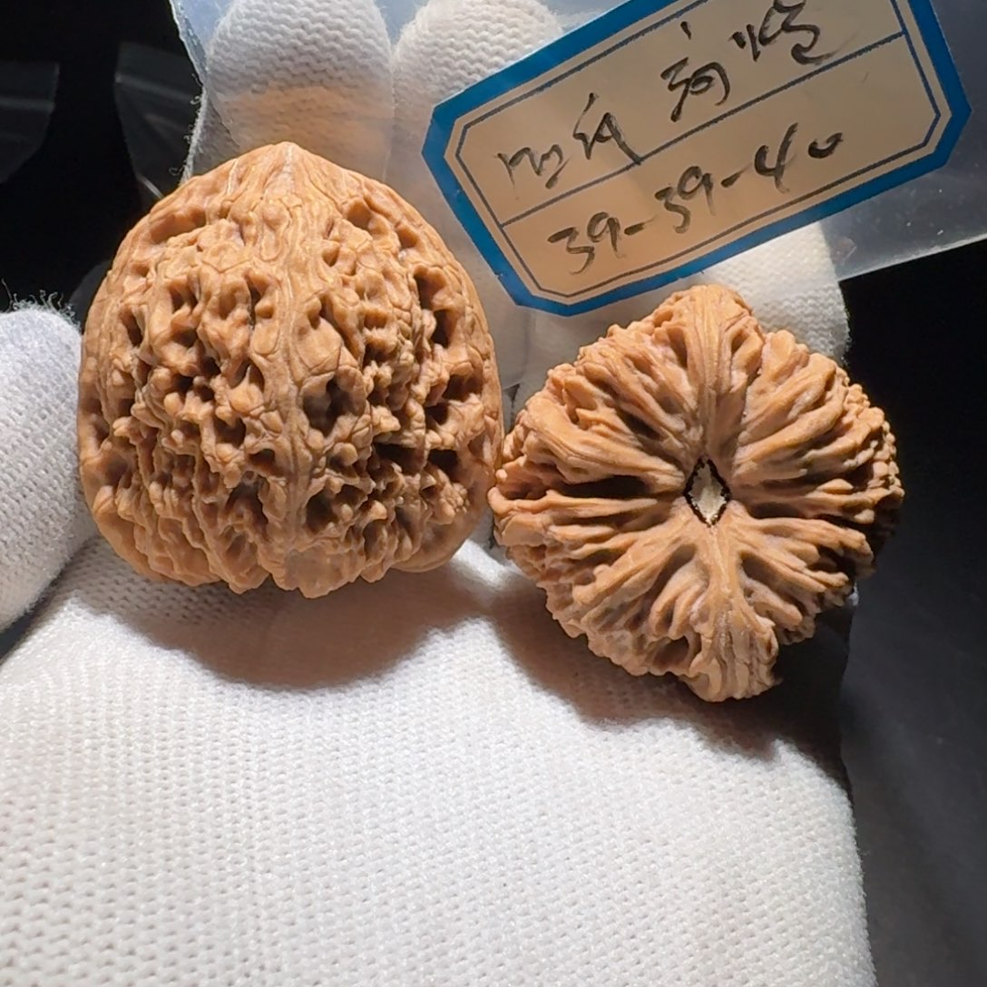 文玩核桃把件6号凹底万字高炮顺