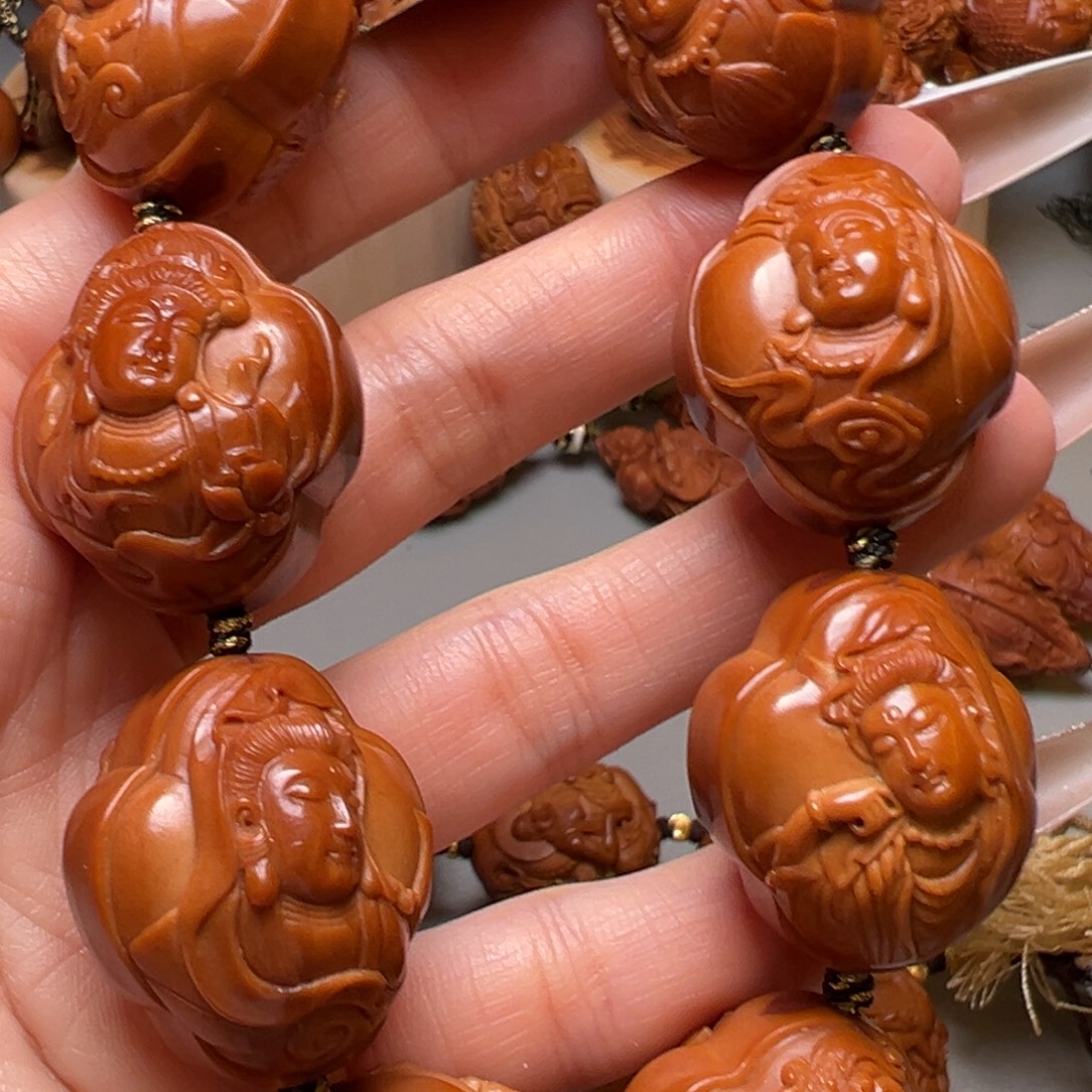 手串橄榄核莲花观音