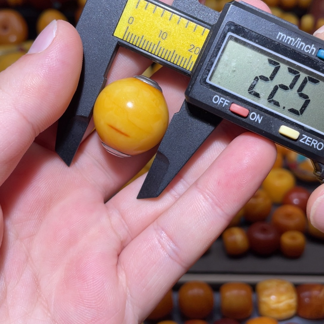 琥珀未镶嵌裸石苹果珠